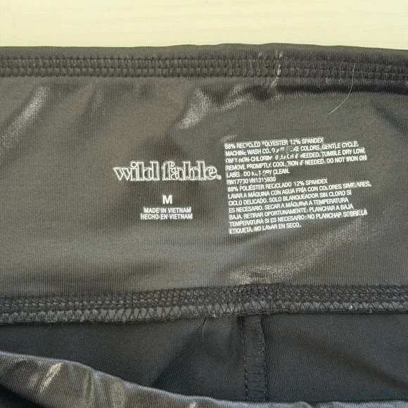 Wild Fable Black Faux Leather Leggings Size M High Rise Stretch Vegan - Picture 8 of 12